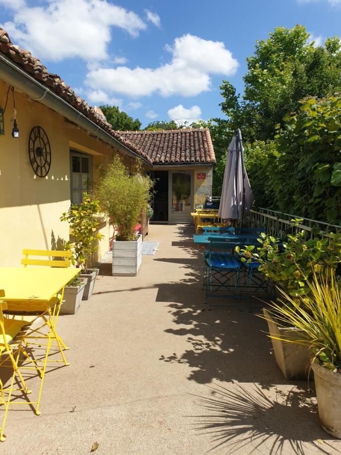 Domaine De Bourgville Monts-sur-Guesnes Екстер'єр фото