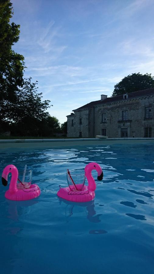 Domaine De Bourgville Monts-sur-Guesnes Екстер'єр фото